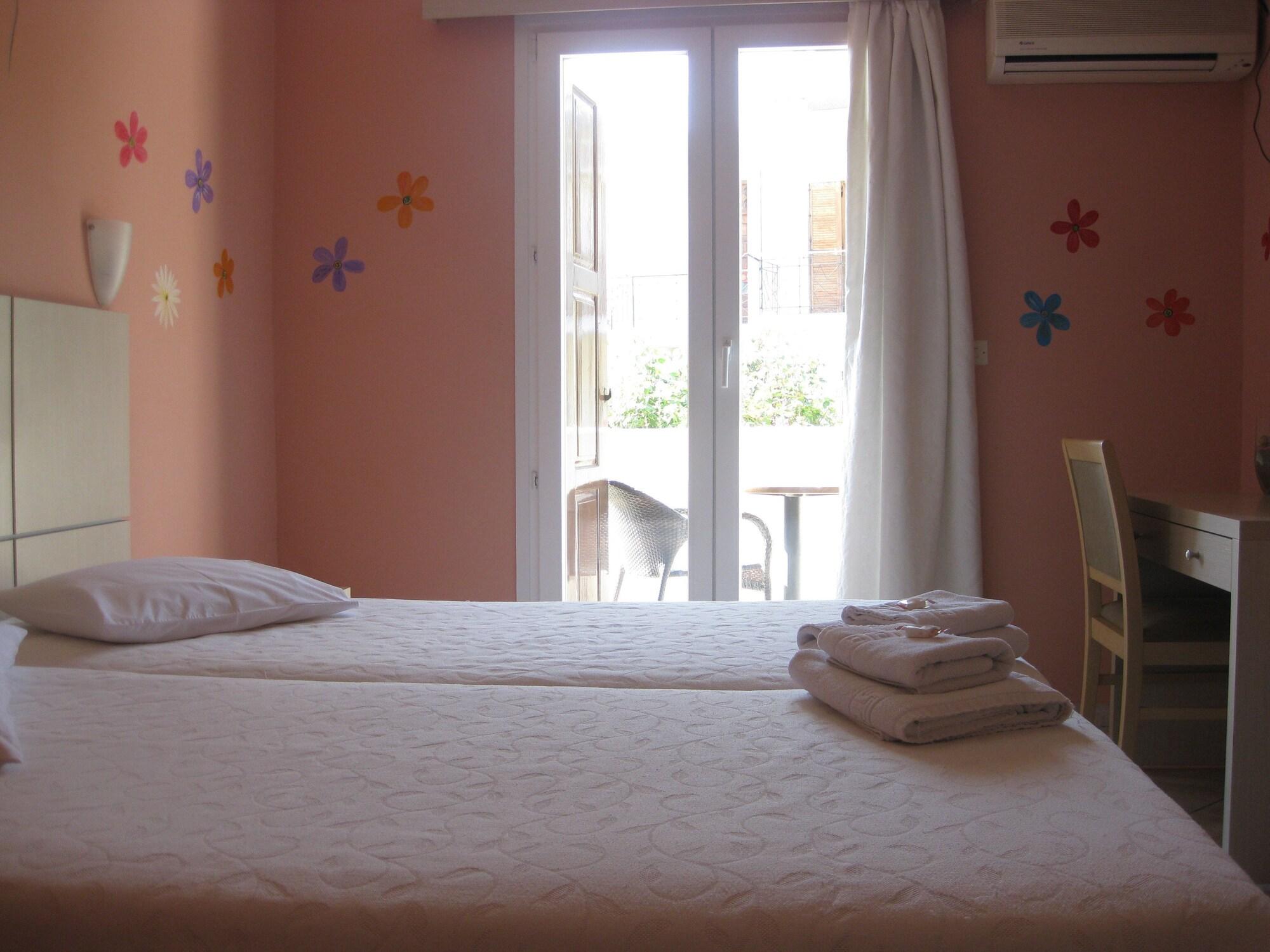 Virginia Hotel Samos Town Extérieur photo